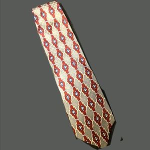 (5 for $50 bundle) Geoffrey Beene Silk Tie